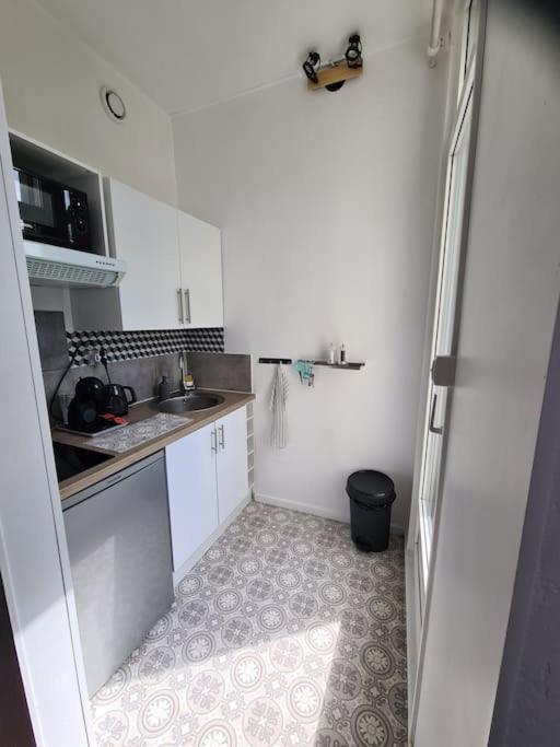 Studio Avec Terrasse Et Place De Parking Toulouse Exteriör bild